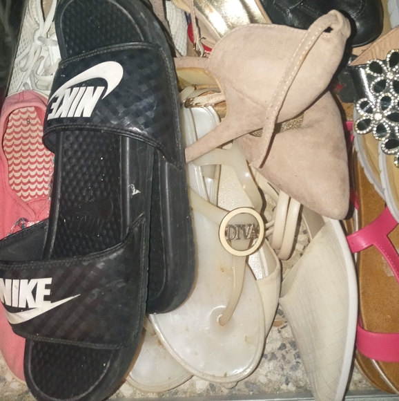 Shoe bundle - Picture 5 of 9